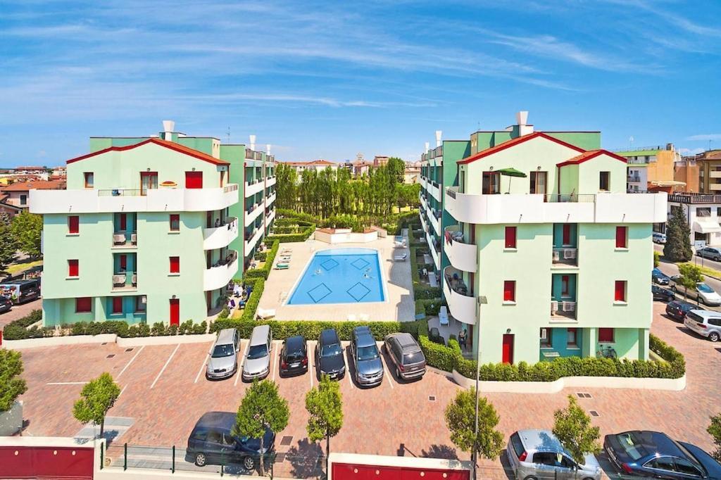 Apartment In Caorle With Heating Luaran gambar